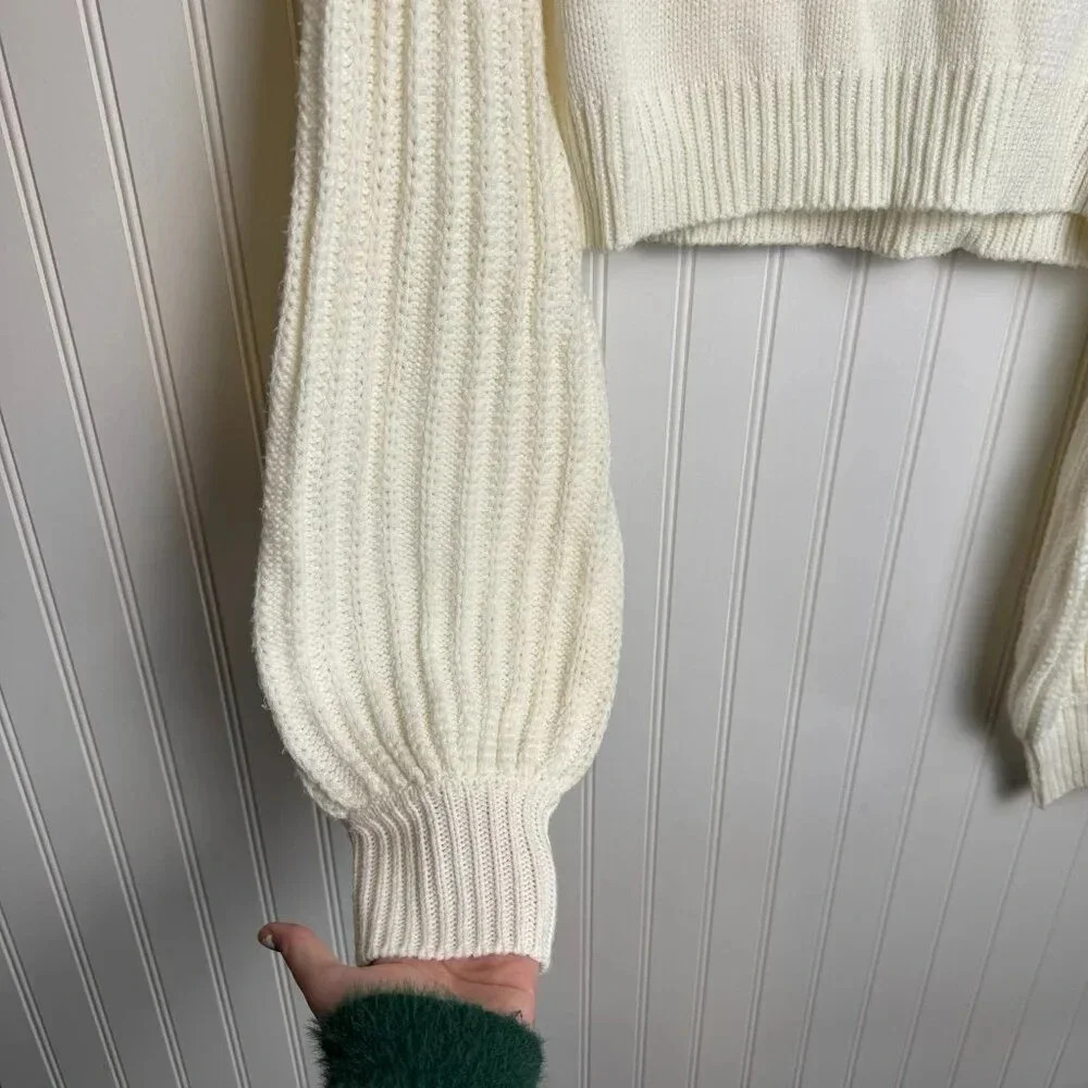 Judith March ivory cropped balloon sleeve sweater fits like medium K19 - Picture 2 of 6